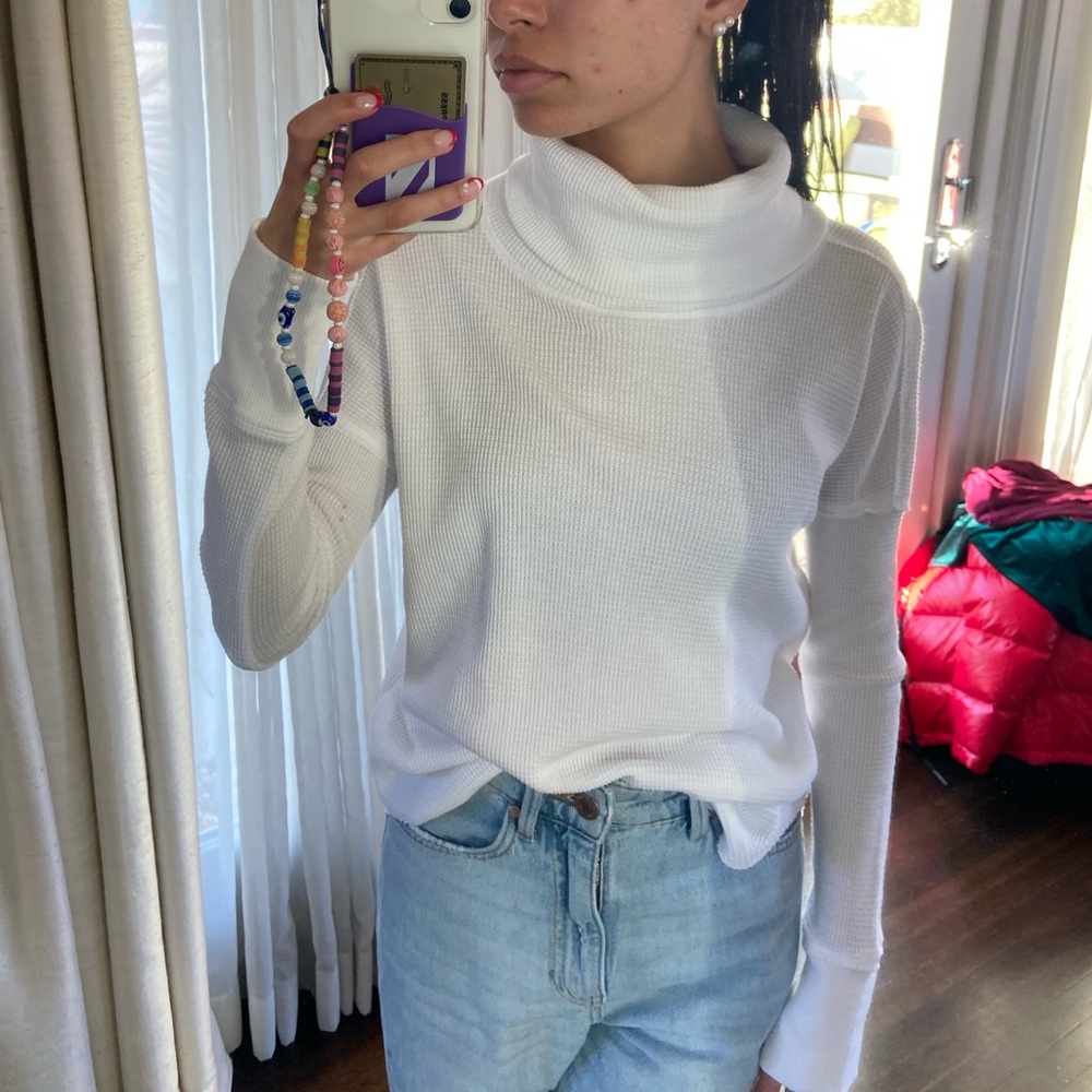 Aritzia long sleeve turtleneck waffle top
